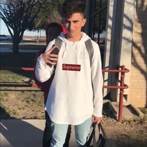 Meet your Posher, Bobby